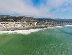 @ Marbella Lane - Oceanfront w/ unobstructed views!!, Pacifica